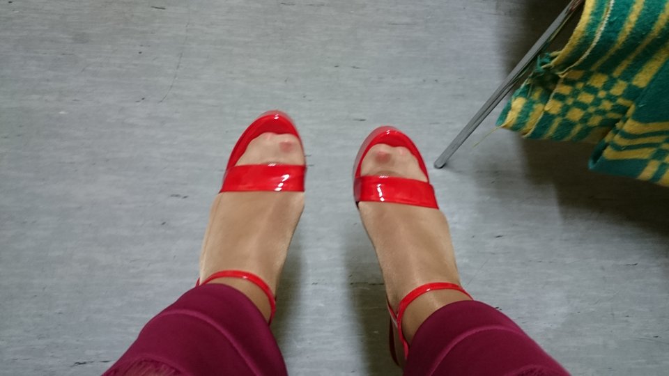 DSC_0011.JPG - heelskasia