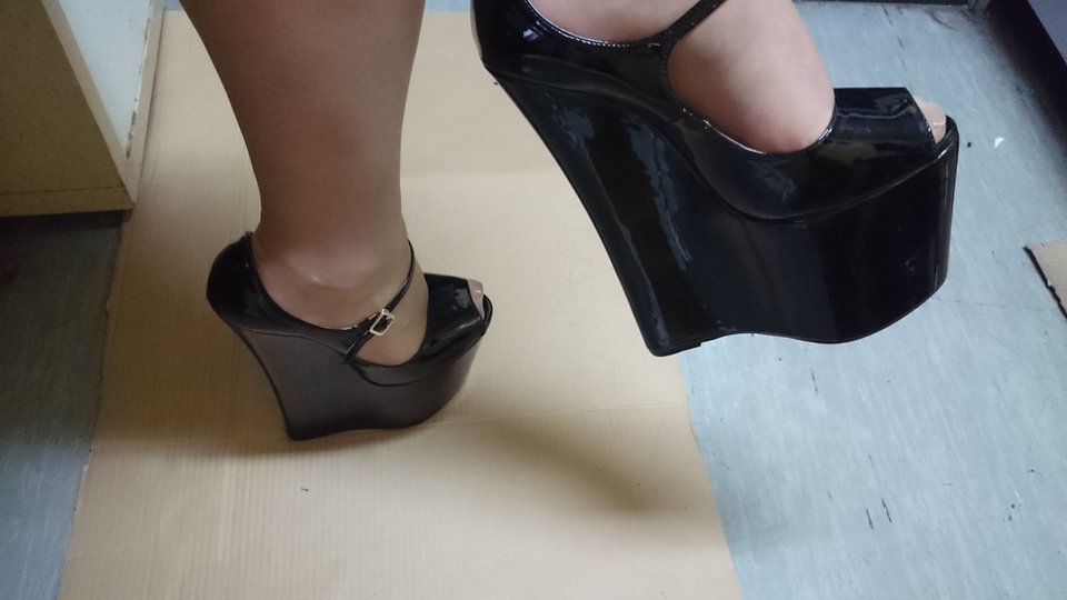 DSC_0172.JPG - heelskasia