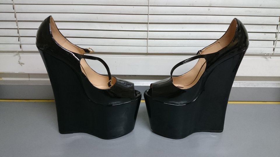 DSC_0197.JPG - heelskasia