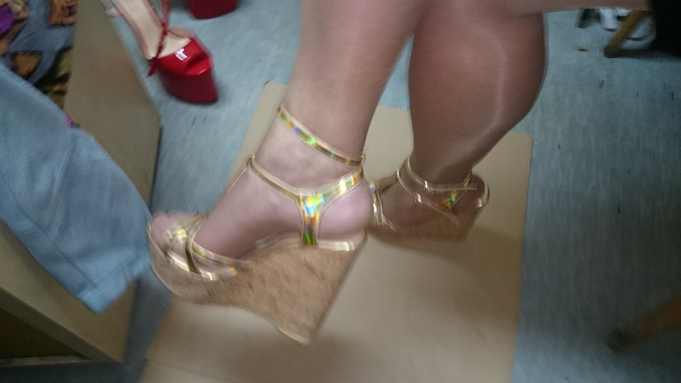 DSC_0177.JPG - heelskasia