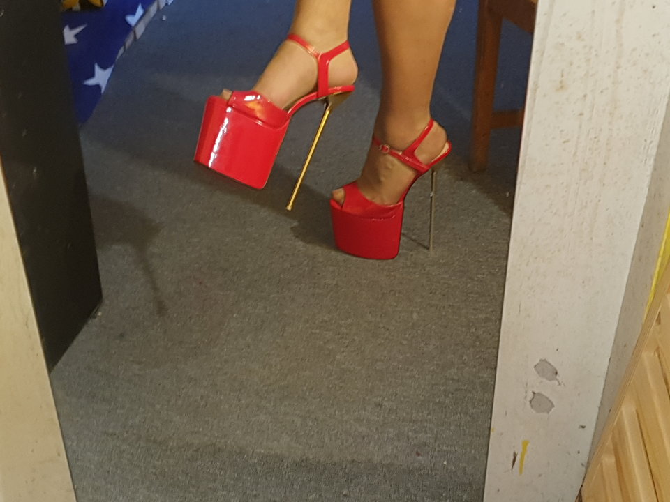20190929_183021.jpg - heelskasia