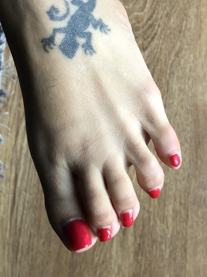 E06C8FA1-7040-403D-B528-822D379027EA.jpeg - Camgirls