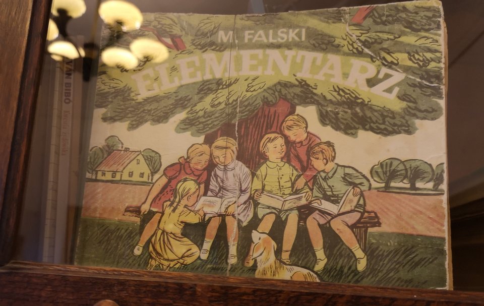 Może ktoś ma/zachował z lat 60-70..chętnie odkupię 😘 - Niunia109