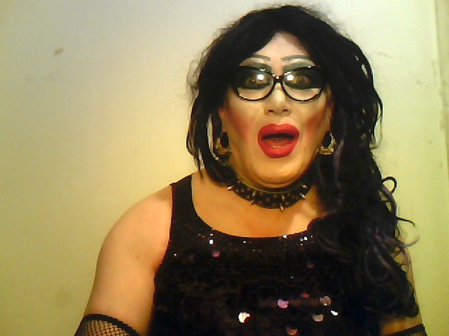 Suka z wysysającymi ustami dla kutasa💋. - szmineczkatrans