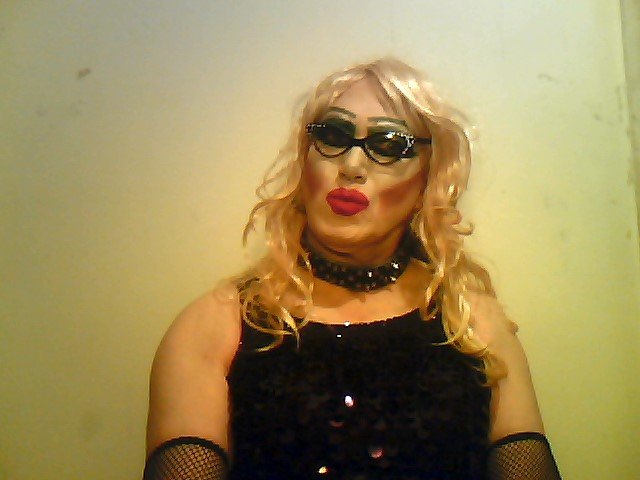 Chcę być zerżnięta w łazience jak suka💋 - szmineczkatrans