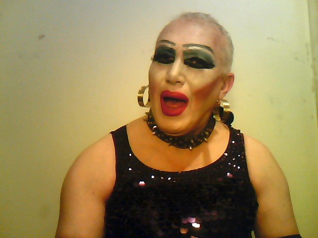 Lubię sex przed kamerą z kutasem w moich ustach💋 - szmineczkatrans