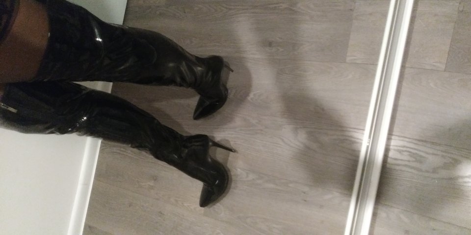 2019-10-25 20.37.19.jpg - MartinkaCross