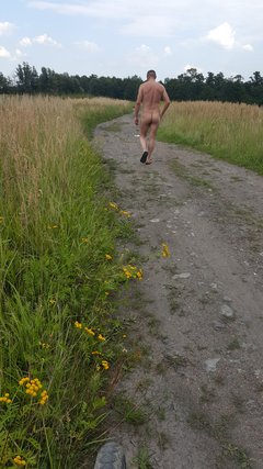 Wola---a jesli ktoś niespodziewanie nadjedzie >>???