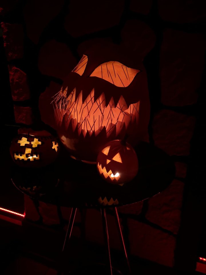 Zapraszamy na HALLOWEEN MARATON - SEX PARTY w Lavie - LavaClub