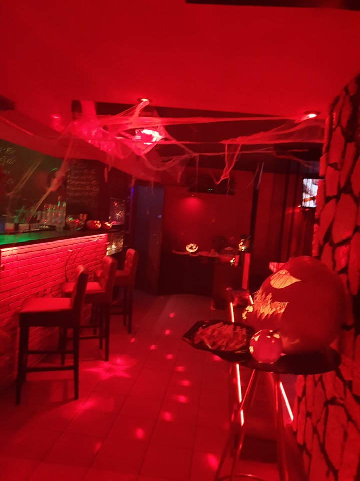 Zapraszamy na HALLOWEEN MARATON - SEX PARTY w Lavie - LavaClub