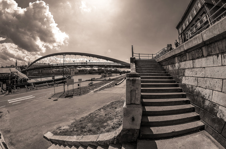 Z Kładką w tle - mystic