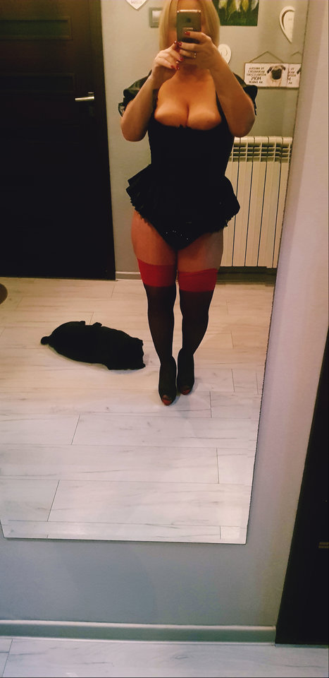 PhotoEditor_20191105_230118759.jpg - MrsCrazy