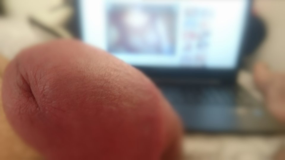 touch or....jpg - couplesc15