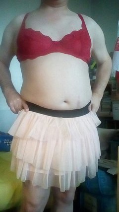 P cwelik w staniczku i spódniczce 08.11.2019 g.12.40.jpg