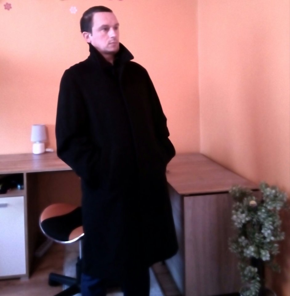 Wybieram sie na spacer....kto chetny mi towarzyszyc.??  - Paul982