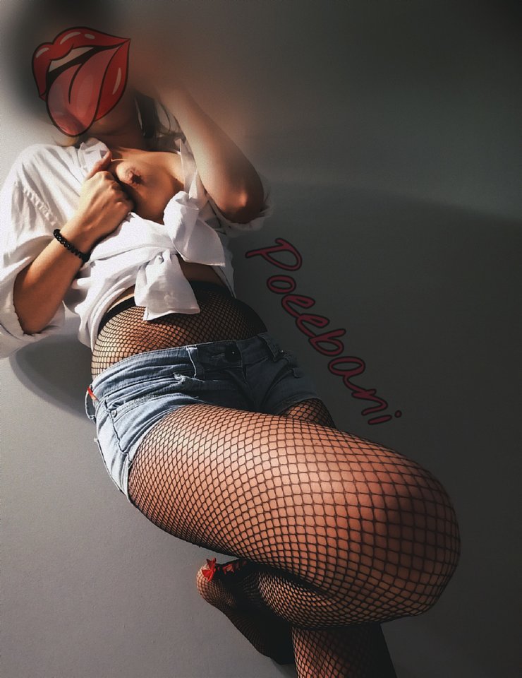 Grzeczna malolatka, czy suka do ukarania?  - Poeebani