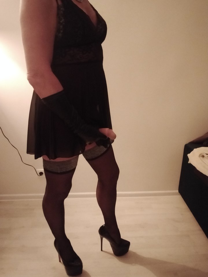 2019-11-15 18.42.32.jpg - MartinkaCross