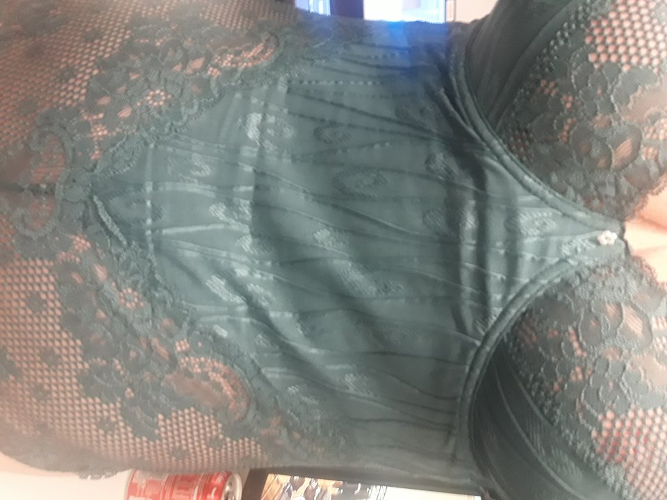 Kusicielka - NimfomankaPrzezDuzeN