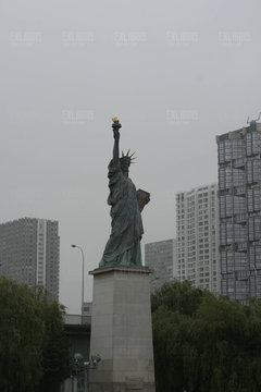 Kobieta z wibratorem ;-)