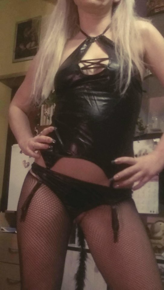 IMAG0023_1.jpg - SexiMery