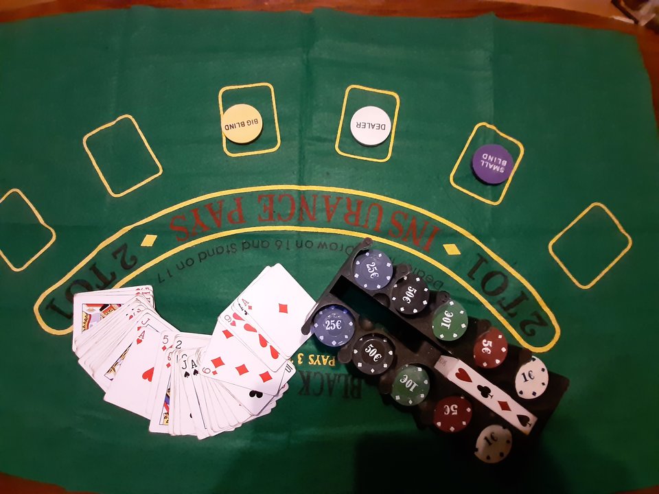 Zapraszam panie na pokerka😁🥃 - on2000o