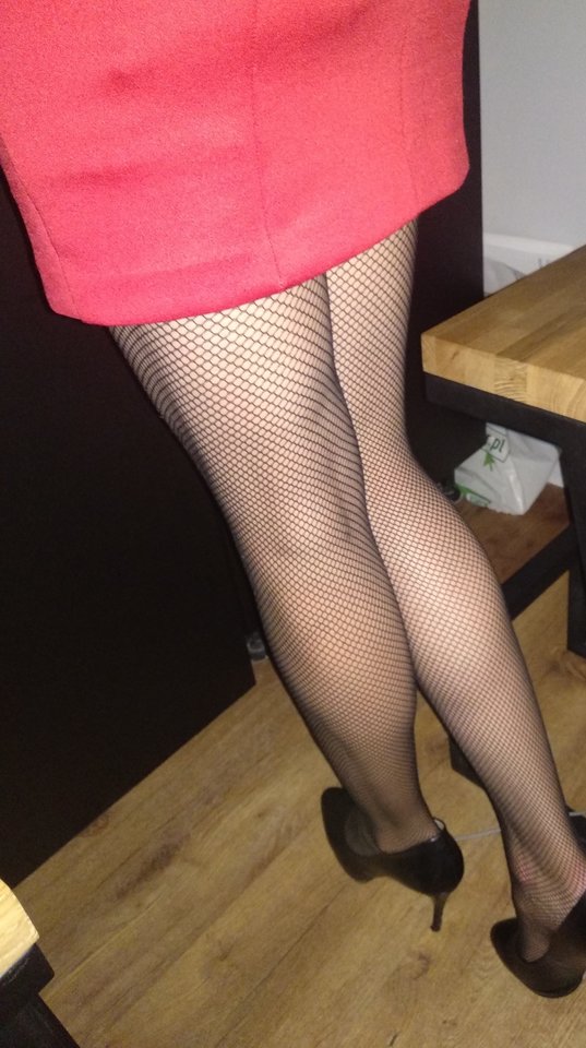 Szpileczki, kabaretki i czerwona sukienka 🌶️👠 - CzerwonaSukienka9092
