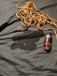 Zabawa się skończyła, ale to nie żel się wylał. 