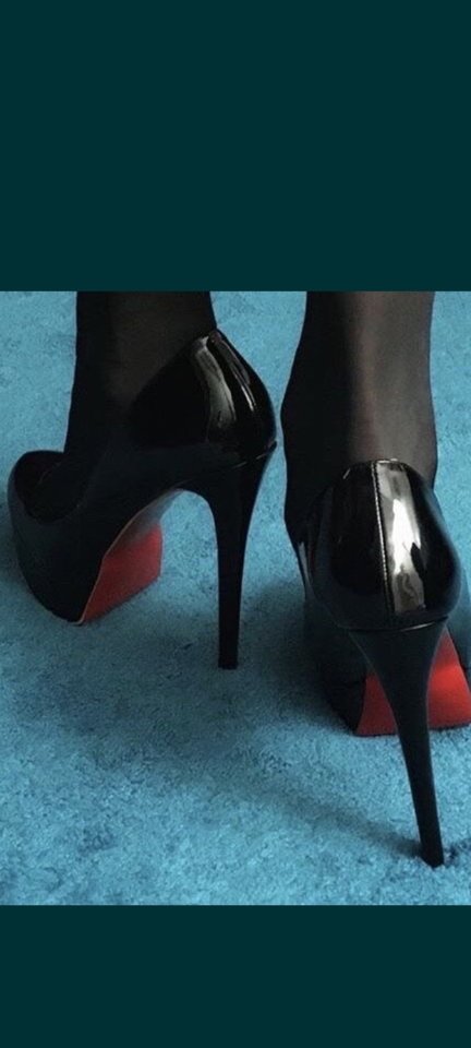 Screenshot_2023-12-09-15-25-03-46_99c04817c0de5652397fc8b56c3b38 - Julia232