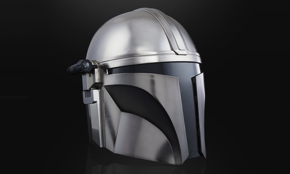 f1-hasbro-star-wars-mandalorian-black-series-helm.jpg - Sakwin