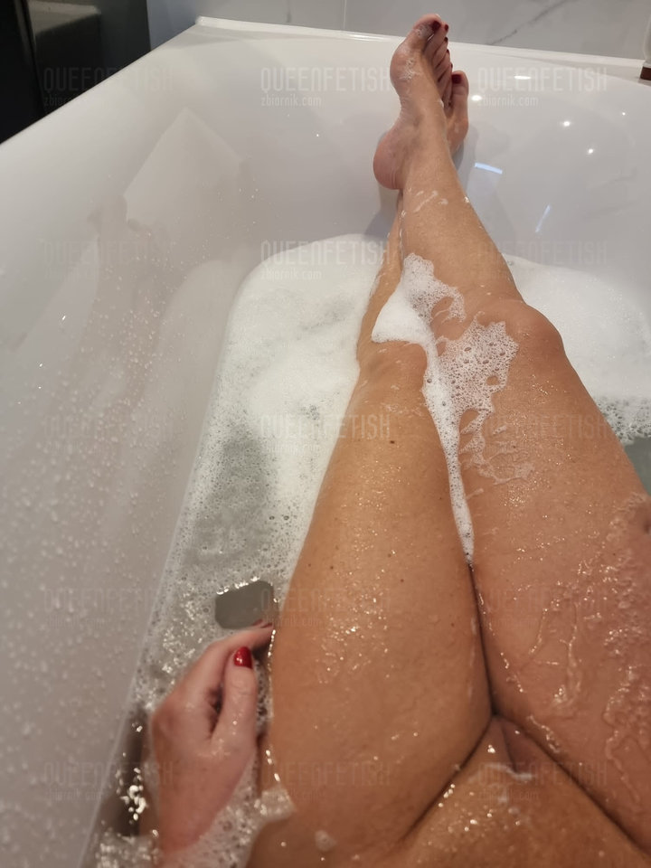 1000017516.jpg - Queenfetish