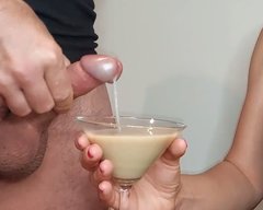 Pozostaje zaprosić na drinka