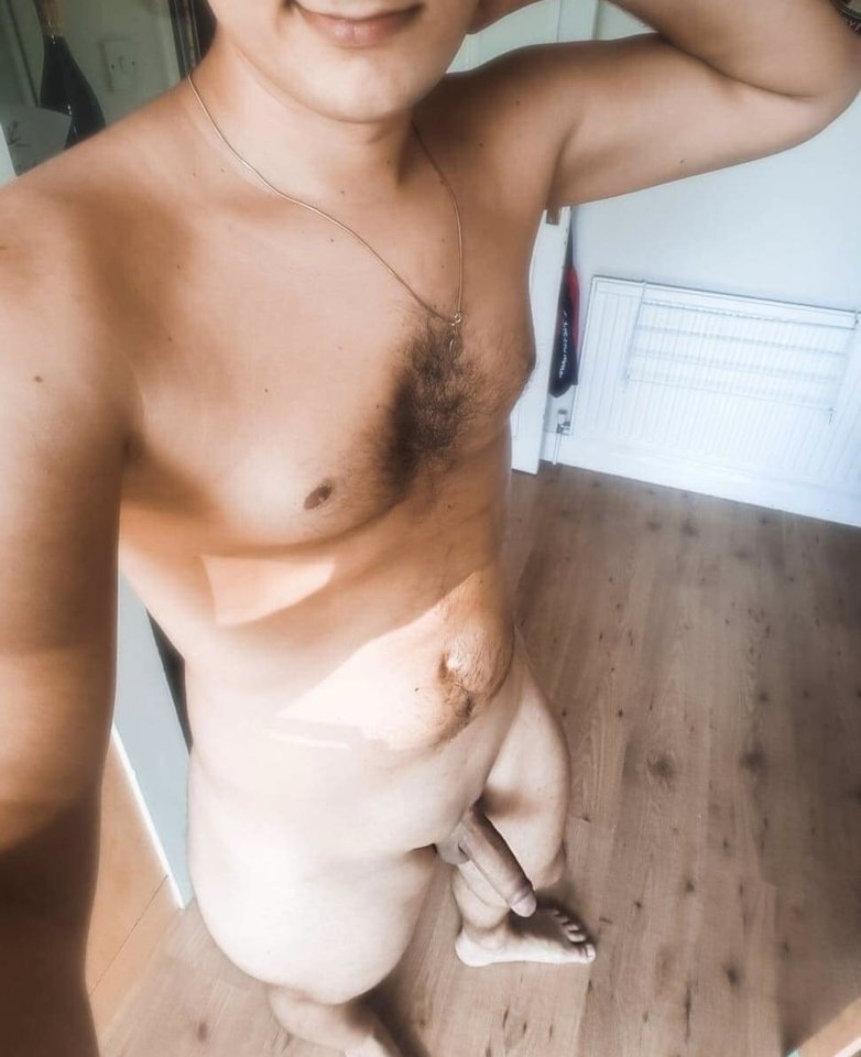 :) - 69HotCouple