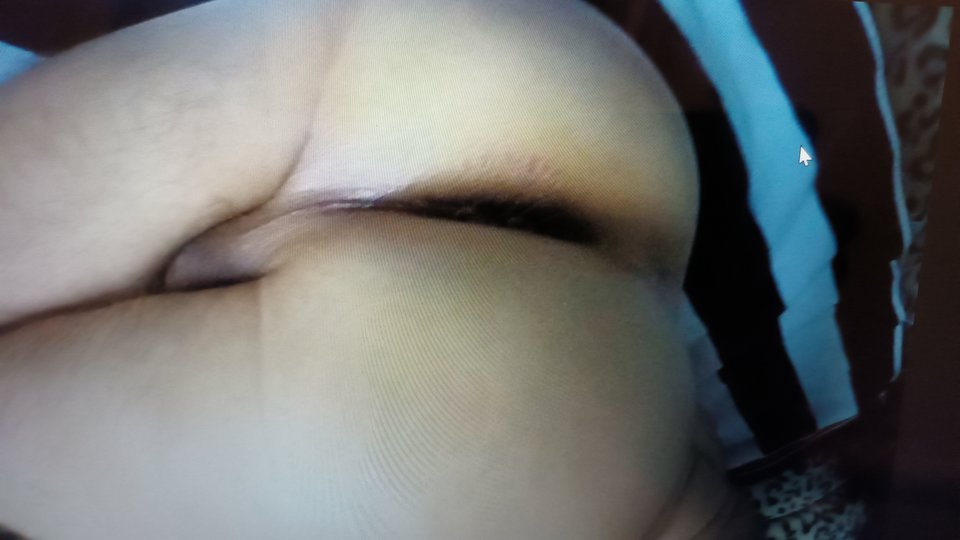 Jakiś facet chętny  - Adamian