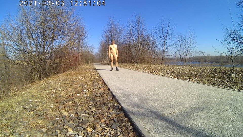 20210303_125044A.mp4_snapshot_00.19_[2021.03.03_20.12.13].jpg - Krzysztof_cfnm