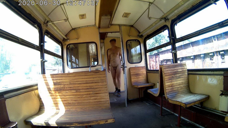 20200630_124632A.mp4_snapshot_01.03_[2020.07.01_18.04.26].jpg - Krzysztof_cfnm