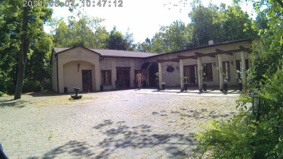 20210607_104604A.mp4_snapshot_01.07_[2021.06.11_14.18.17].jpg - Krzysztof_cfnm