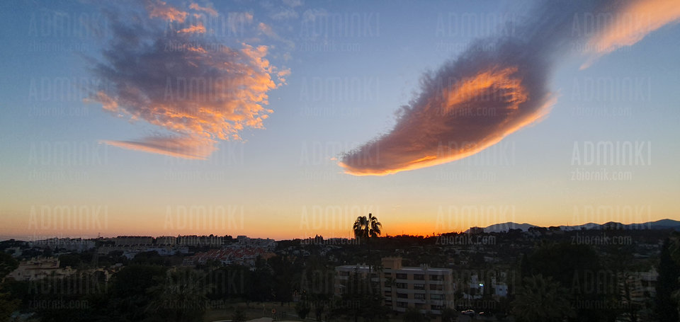 Słońce nad Marbella zachodzi ale 23 stopnie teraz🌞🌞🇪 - Adminki