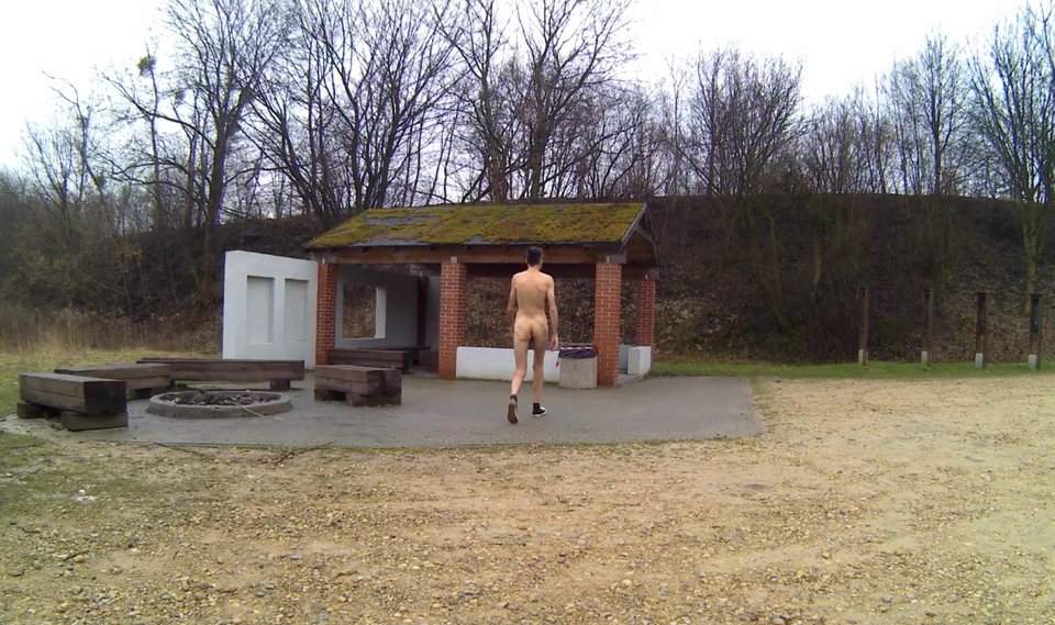 20170916_061811A.mp4_snapshot_01.22.694.jpg - Krzysztof_cfnm