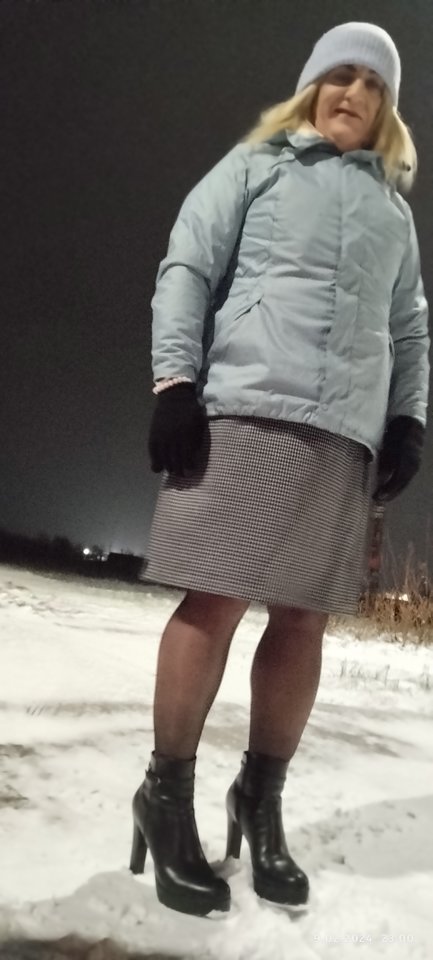 IMG_20240209_225820_TIMEBURST11.jpg - Daria54