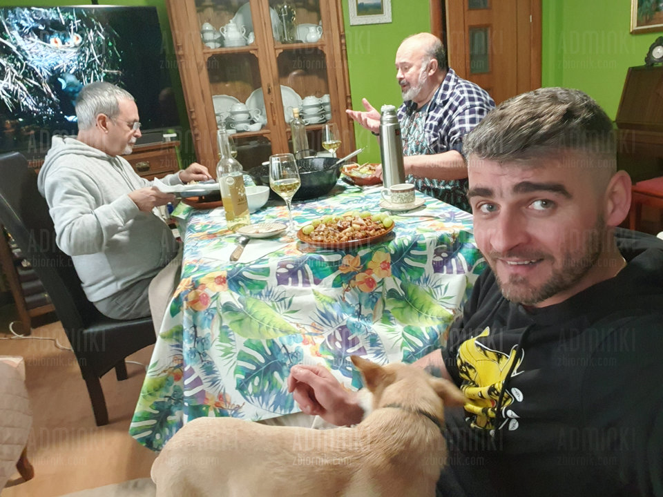 🇪🇸😋❤️🐕😘 - Adminki