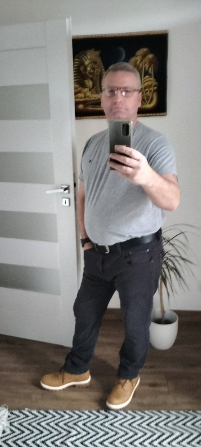 Tomasz9833