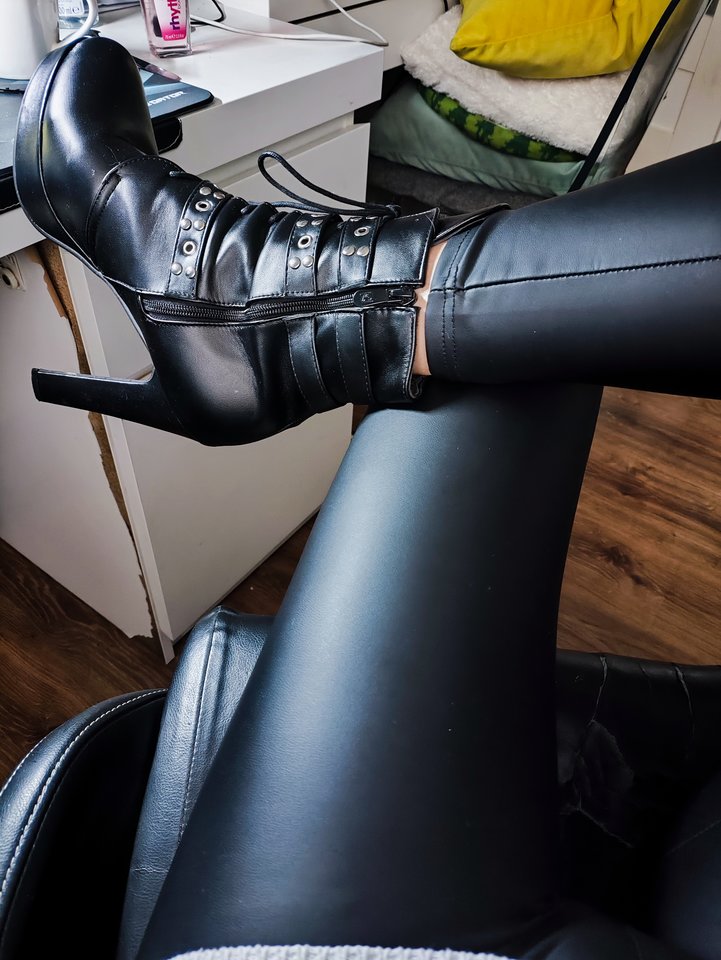 1000008922.jpg - SuniaaMartunia