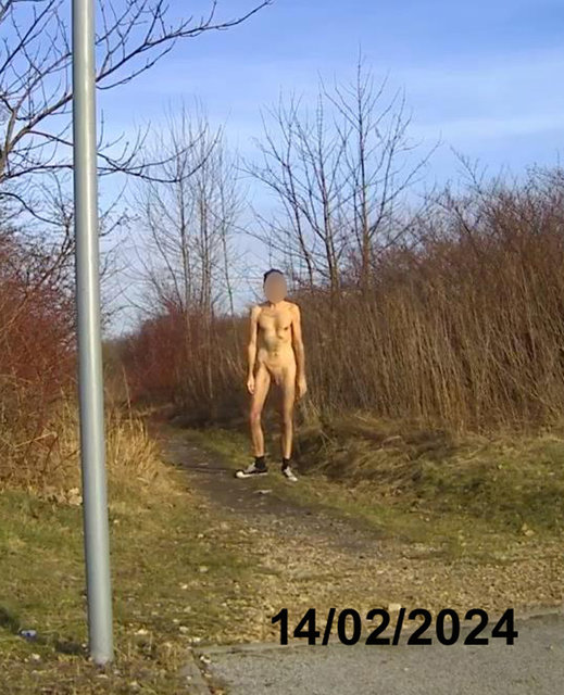 20240214_143336A.mp4_snapshot_00.38_[2024.02.14_15.44.16]a.jpg - Krzysztof_cfnm