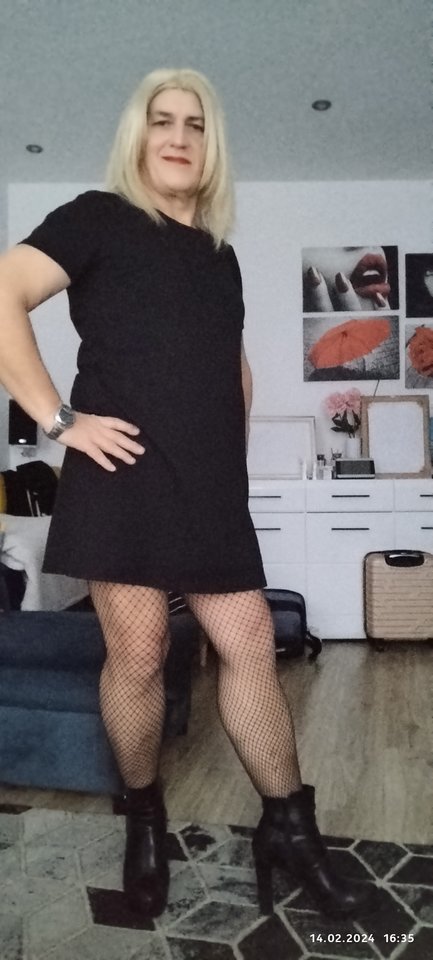 IMG_20240214_163110_TIMEBURST27.jpg - Daria54