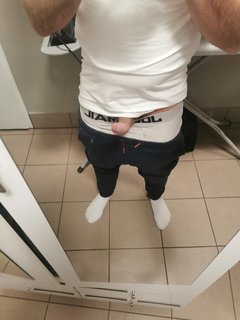1708117855731819239717716609845.jpg