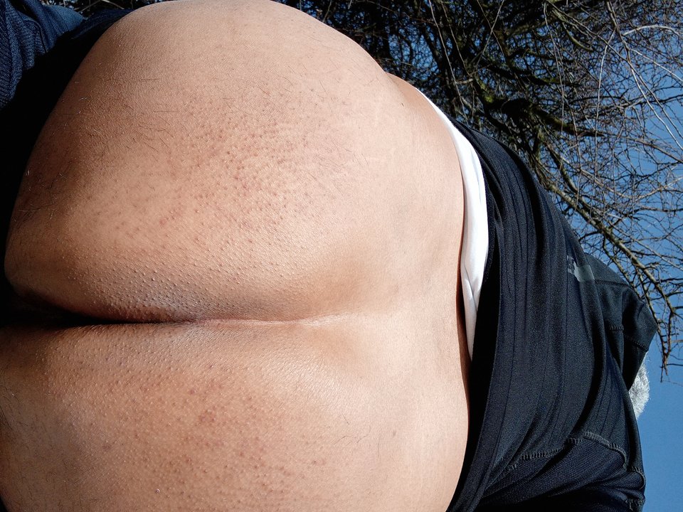 1000023624.jpg - lickemydick