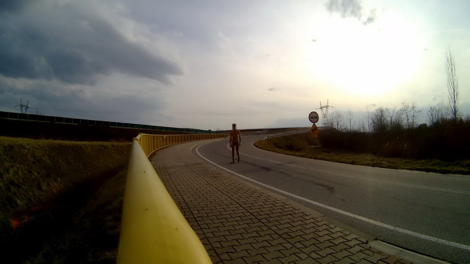 20240227_152702A.mp4_snapshot_01.18_[2024.02.28_11.25.02].jpg - Krzysztof_cfnm