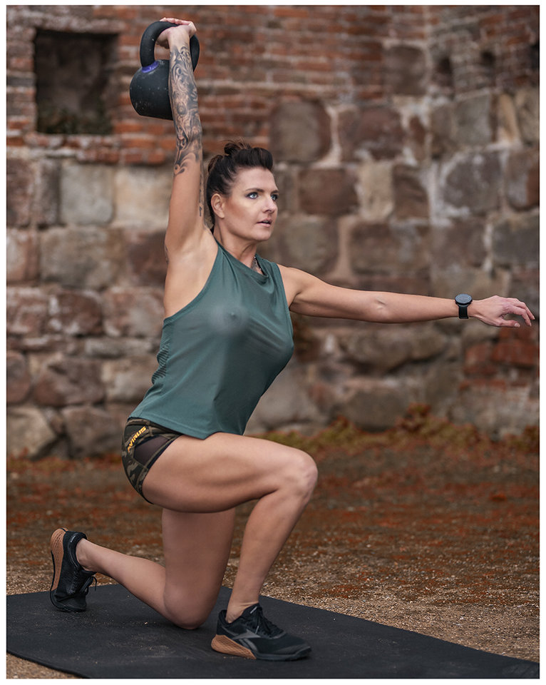 8m.jpg - metalcfcouple