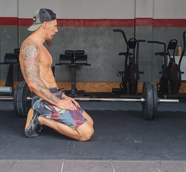 123m.jpg - metalcfcouple