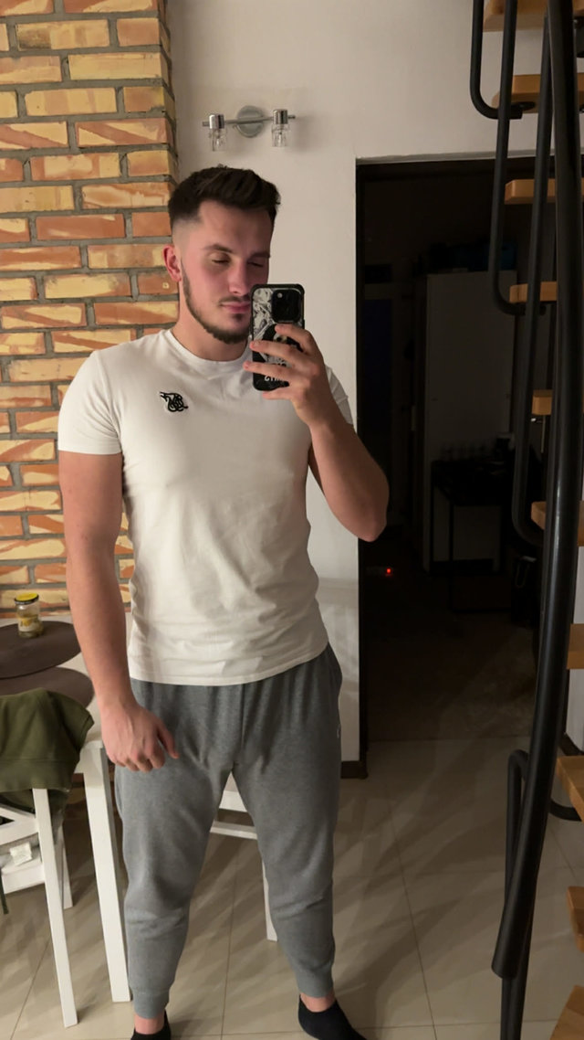 Mlody07077
